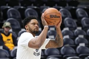 这场比赛的 这场比赛的